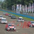 Sirkuit Sentul – Sirkuit Sentul kembali menggelar seri ketiga Indonesia Sentul Series of Motorsport (ISSOM) akhir pekan lalu (15/4). Dalam gelaran balap mobil paling bergengsi di Tanah Air ini kembali […]
